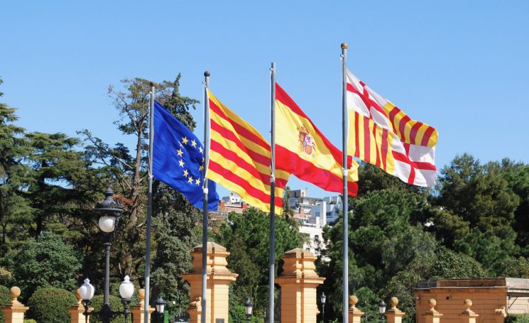 Spain residence permit authorizations on economic interest increased by 55% in 2016