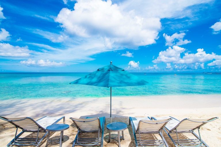 Cayman opens GCCP Program for Nomads to work remotely